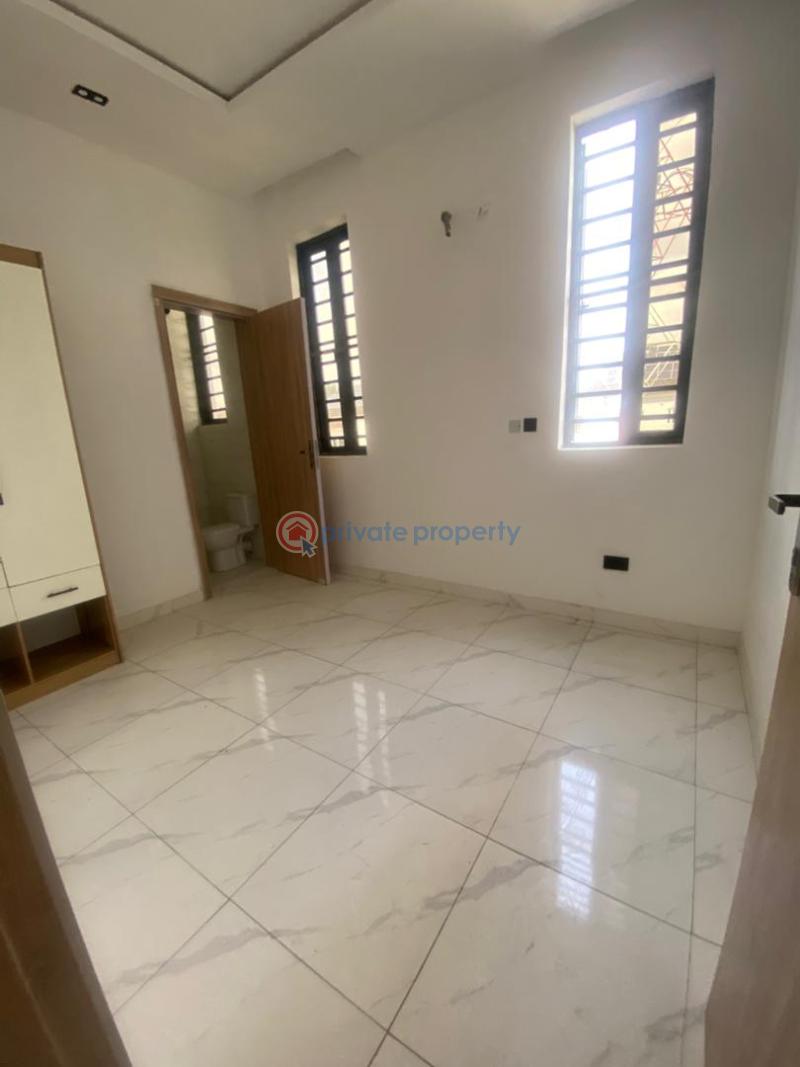 5 bedroom Detached Duplex For Sale Chevron Lekki Phase 2 Lagos - 3