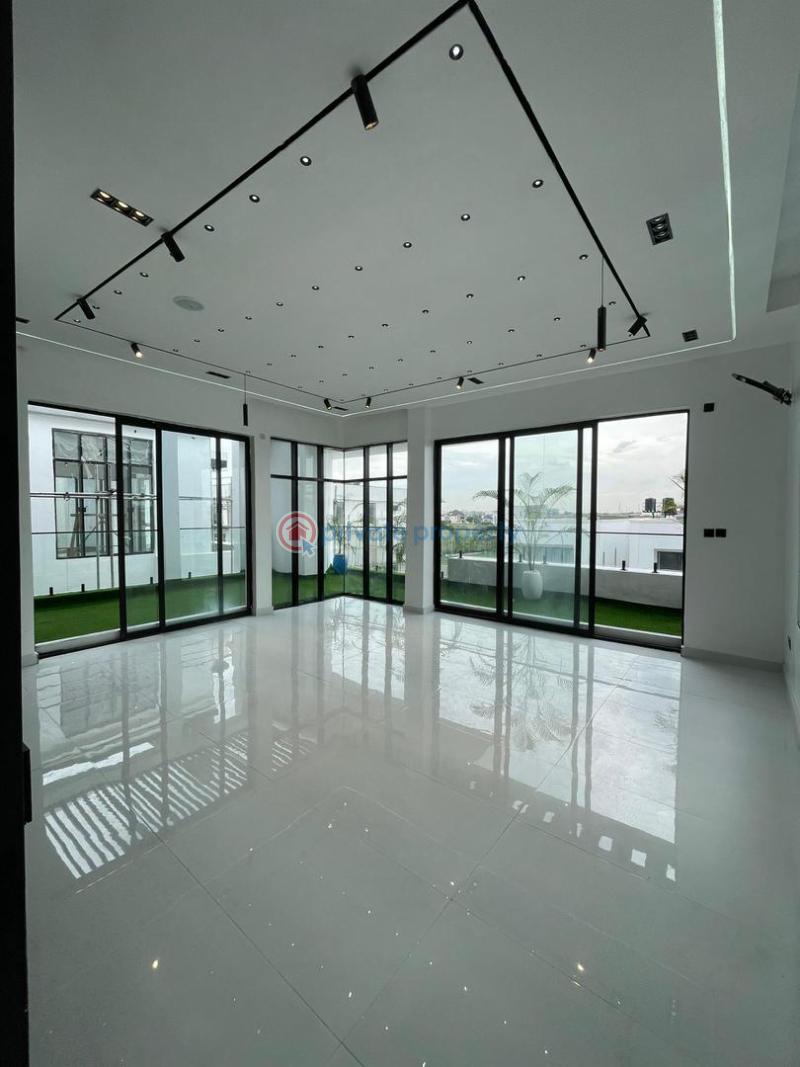 5 bedroom Detached Duplex For Sale Chevron Lekki Phase 2 Lagos - 13
