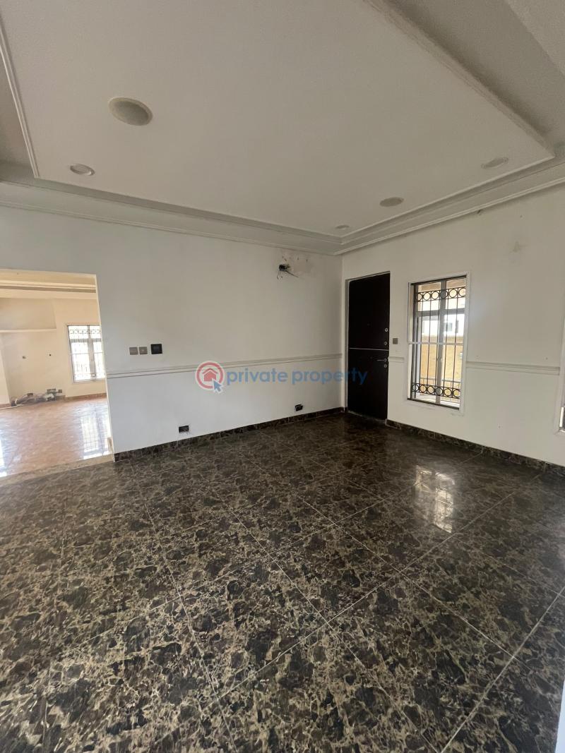 5 bedroom Detached Duplex For Sale Chevron Lekki Phase 2 Lagos - 4