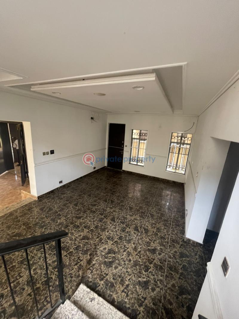 5 bedroom Detached Duplex For Sale Chevron Lekki Phase 2 Lagos - 1