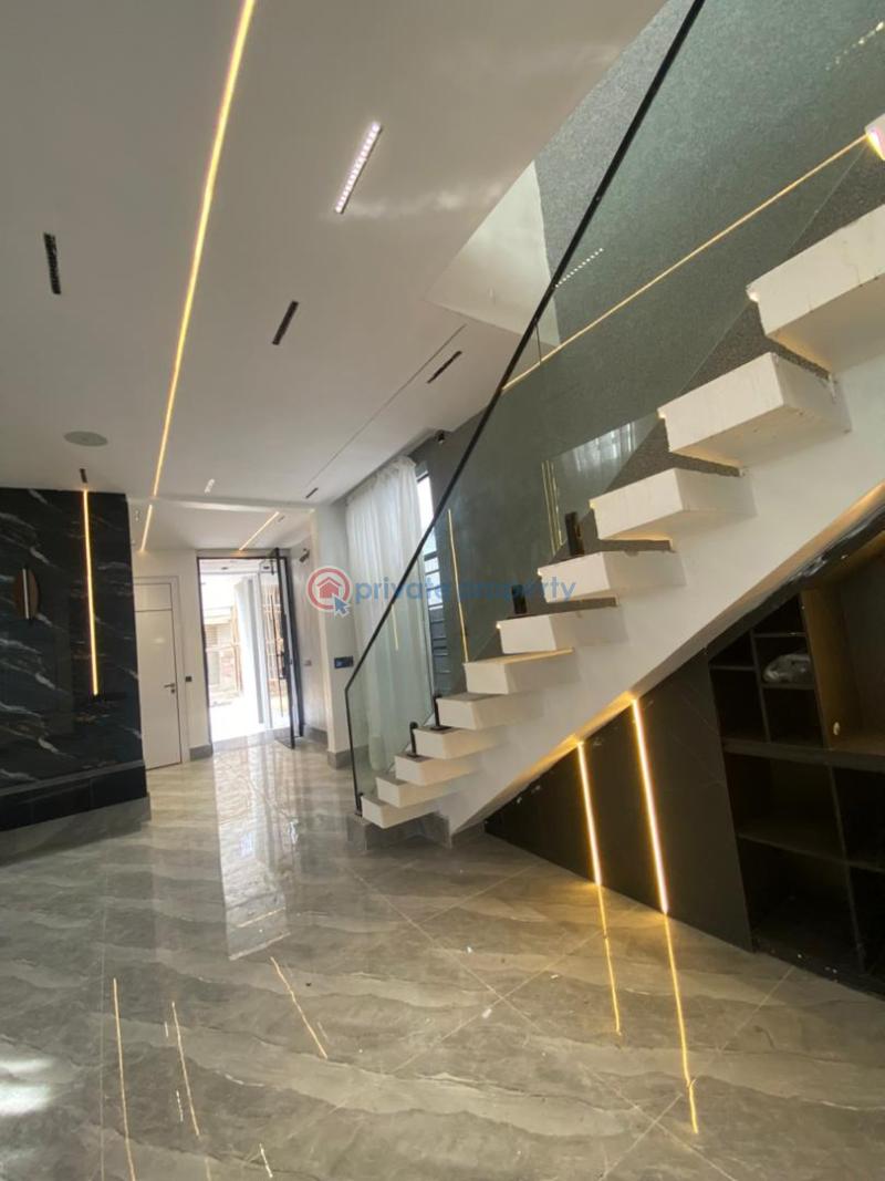 5 bedroom Detached Duplex For Sale Chevron Lekki Phase 2 Lagos - 1