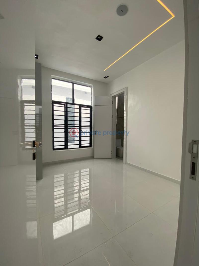 5 bedroom Detached Duplex For Sale Chevron Lekki Phase 2 Lagos - 12