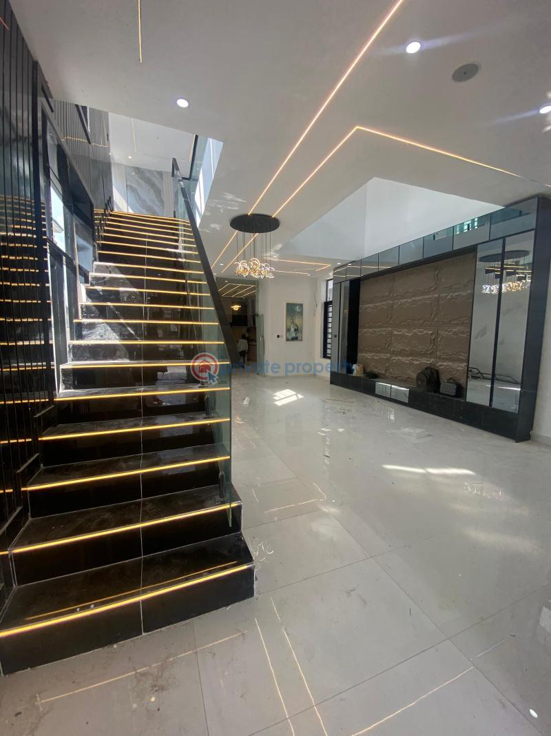 5 bedroom Detached Duplex For Sale Ikota Lekki Phase 2 Lagos - 3