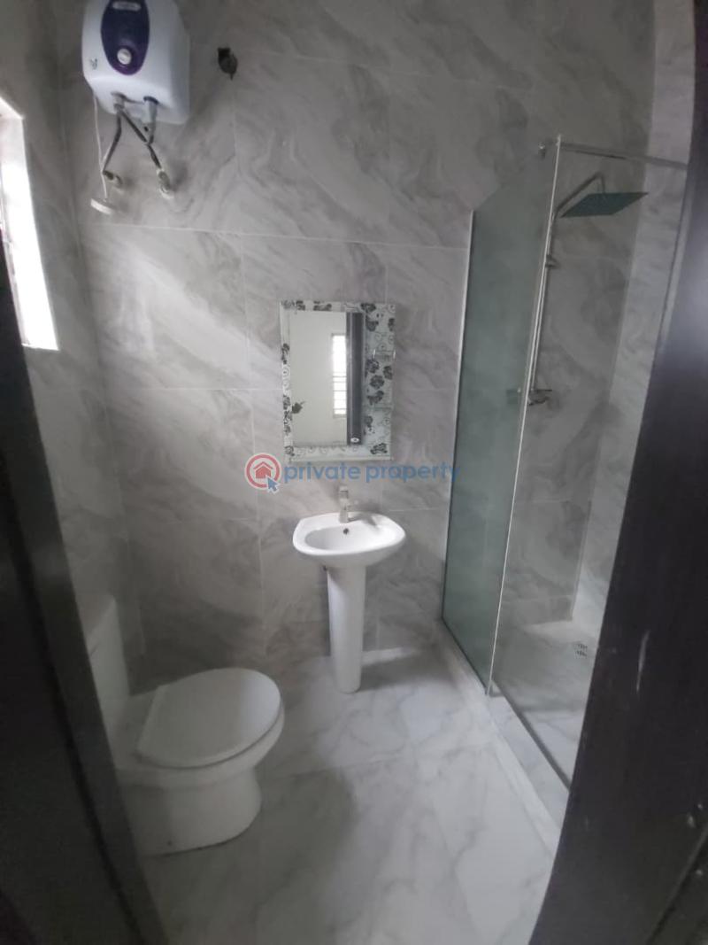 5 bedroom Detached Duplex For Sale Chevron Lekki Phase 2 Lagos - 15