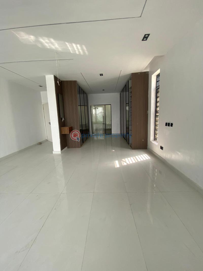 5 bedroom Detached Duplex For Sale Ikota Lekki Phase 2 Lagos - 4