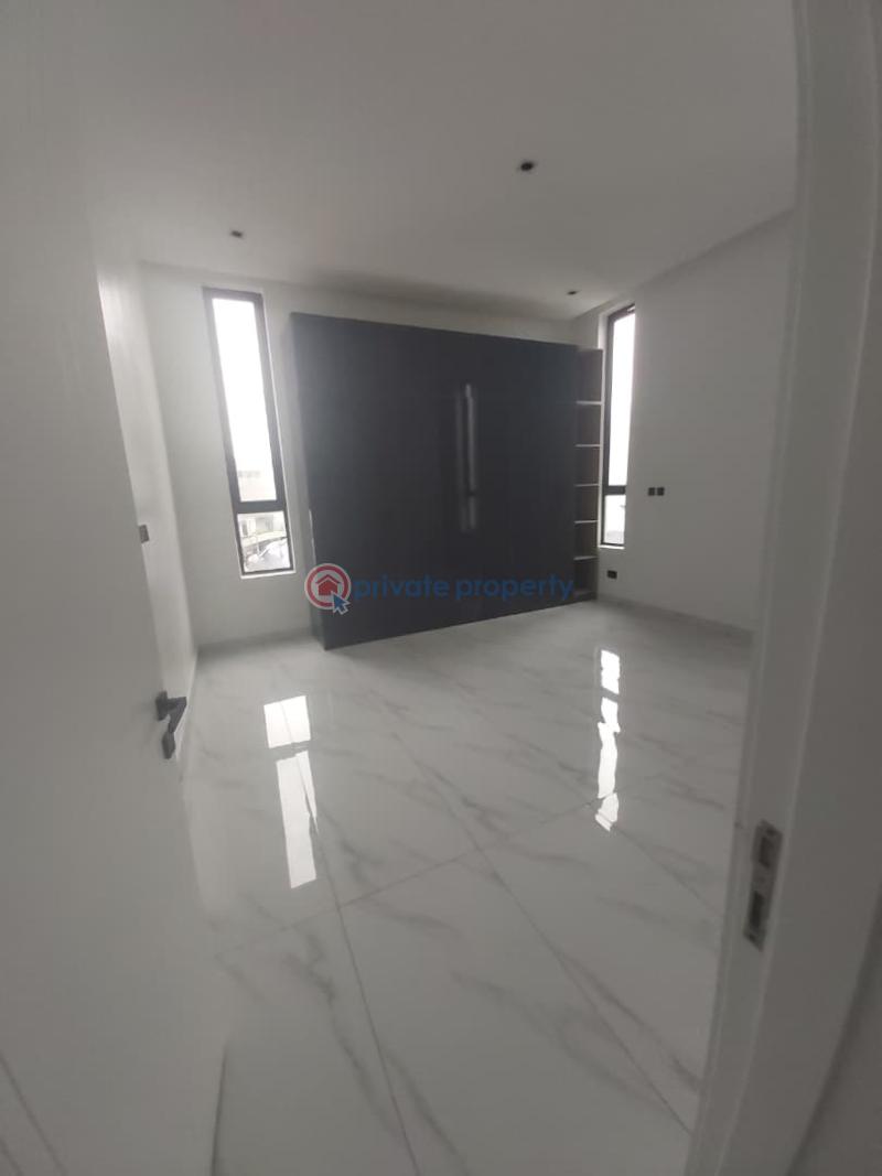 Exquisite 5 bedroom detached duplex with bq pool - 1 5 bedroom Detached Duplex For Sale Mega Mound Lekky County Lekki Phase 2 Lagos - 1