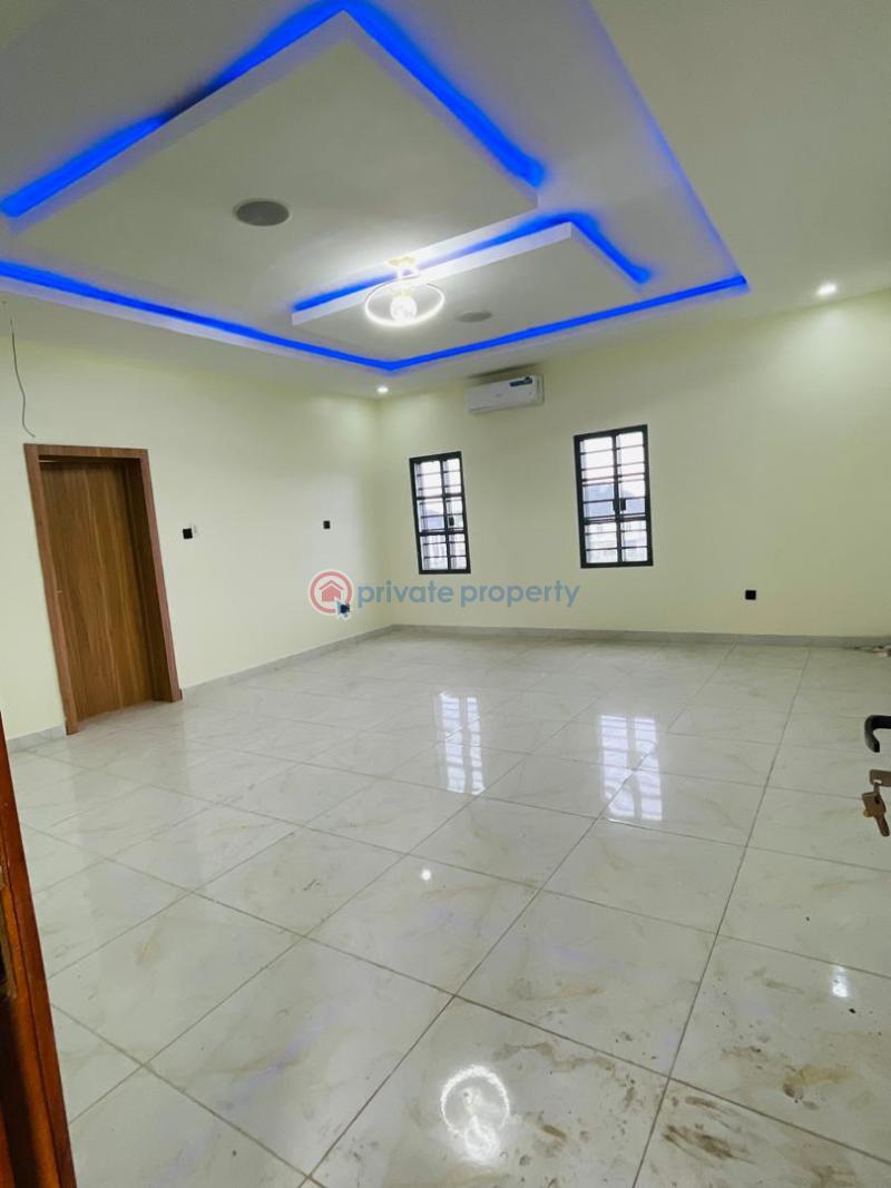 4 bedroom Detached Duplex For Rent Abraham Adesanya Ajah Lagos - 5