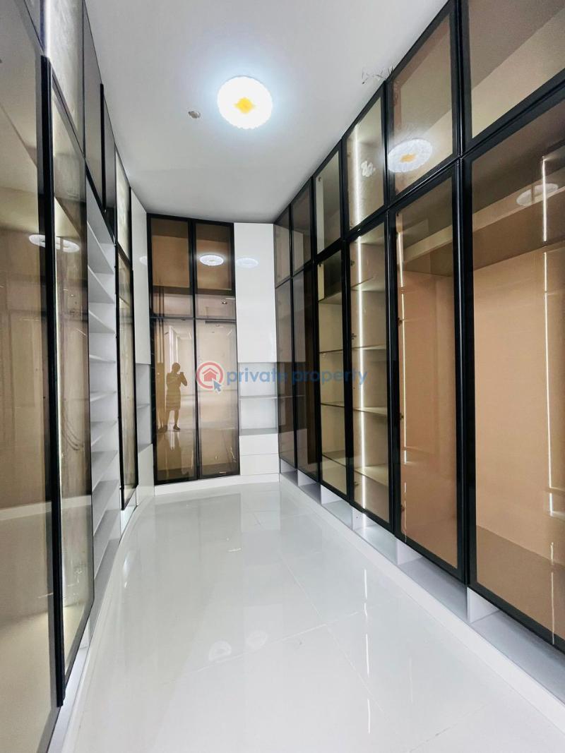 5 bedroom Detached Duplex For Sale 2nd Toll Gate Lekki Phase 2 Lagos - 3