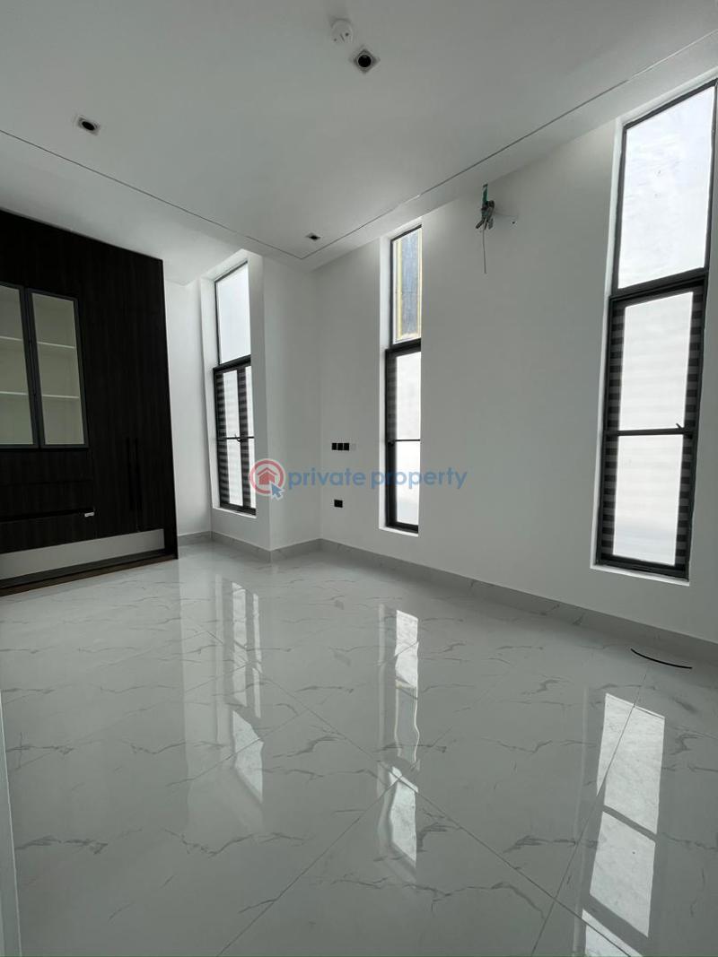 5 bedroom Detached Duplex For Sale Ikota Lekki Phase 2 Lagos - 3