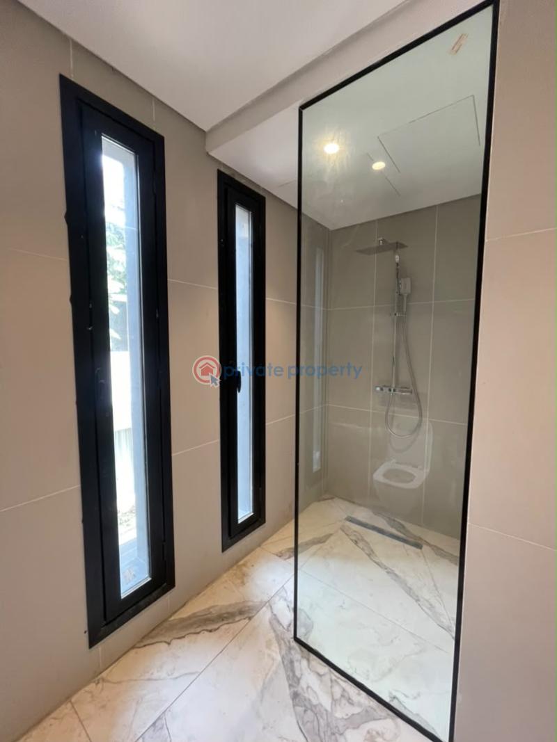 5 bedroom Detached Duplex For Sale Banana Island Ikoyi Lagos - 12