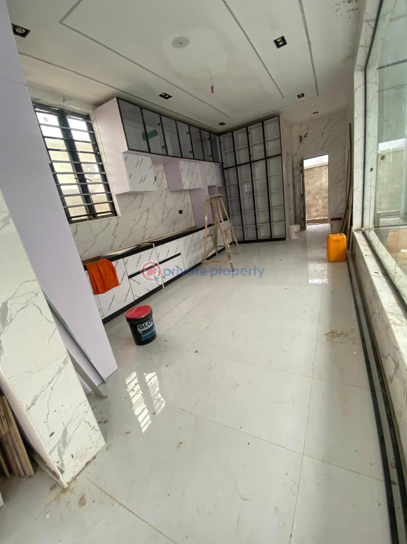 5 bedroom Detached Duplex For Sale Chevron Lekki Phase 2 Lagos - 10
