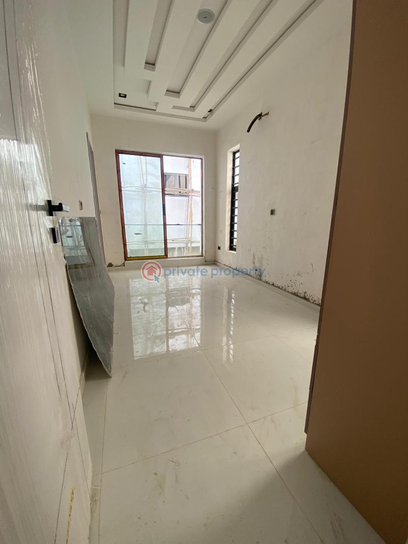 5 bedroom Detached Duplex For Sale Chevron Lekki Phase 2 Lagos - 3