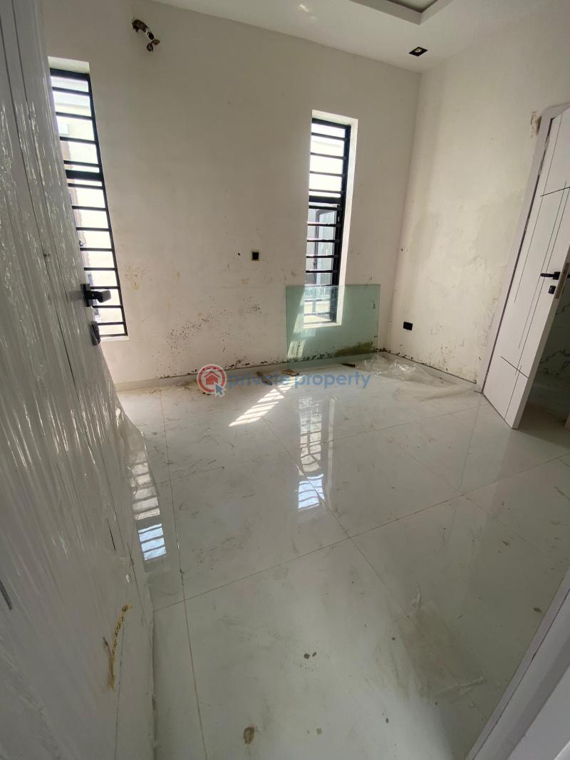 5 bedroom Detached Duplex For Sale Chevron Lekki Phase 2 Lagos - 11