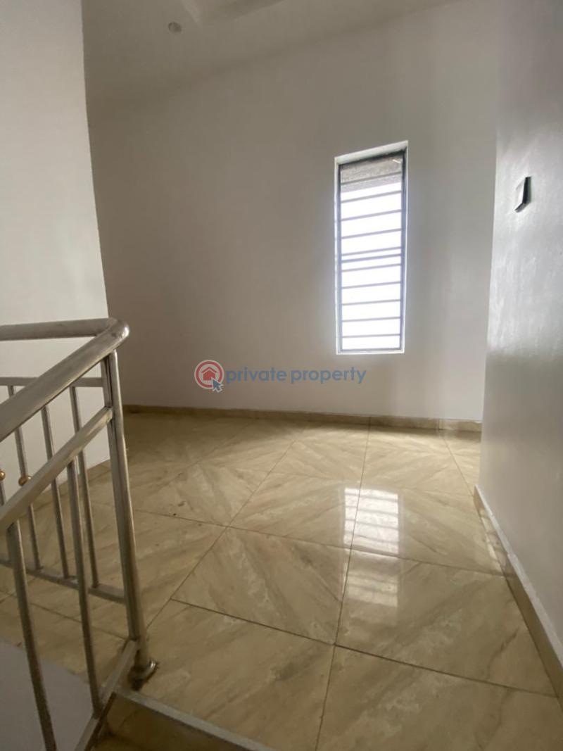 5 bedroom Detached Duplex For Sale Chevron Lekki Phase 2 Lagos - 11