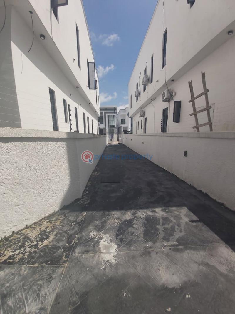 5 bedroom Duplex For Rent Ajah Lekki Phase 2 Lagos - 4