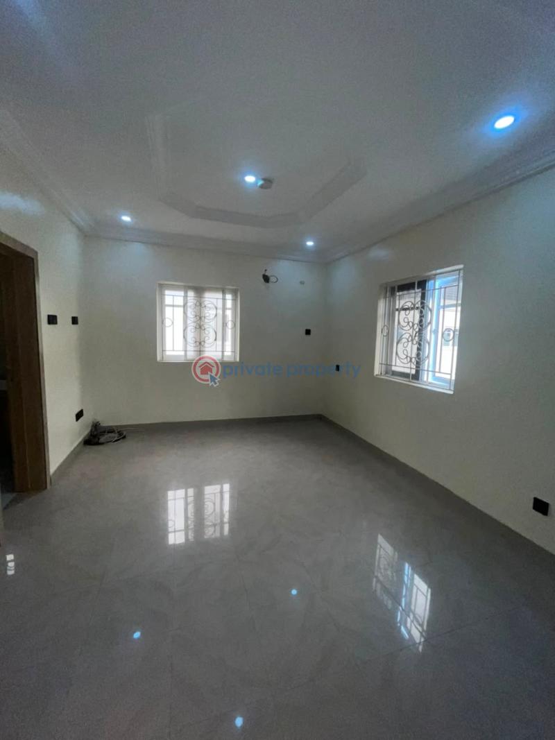 5 bedroom House For Rent Chevron Lekki Lagos - 1