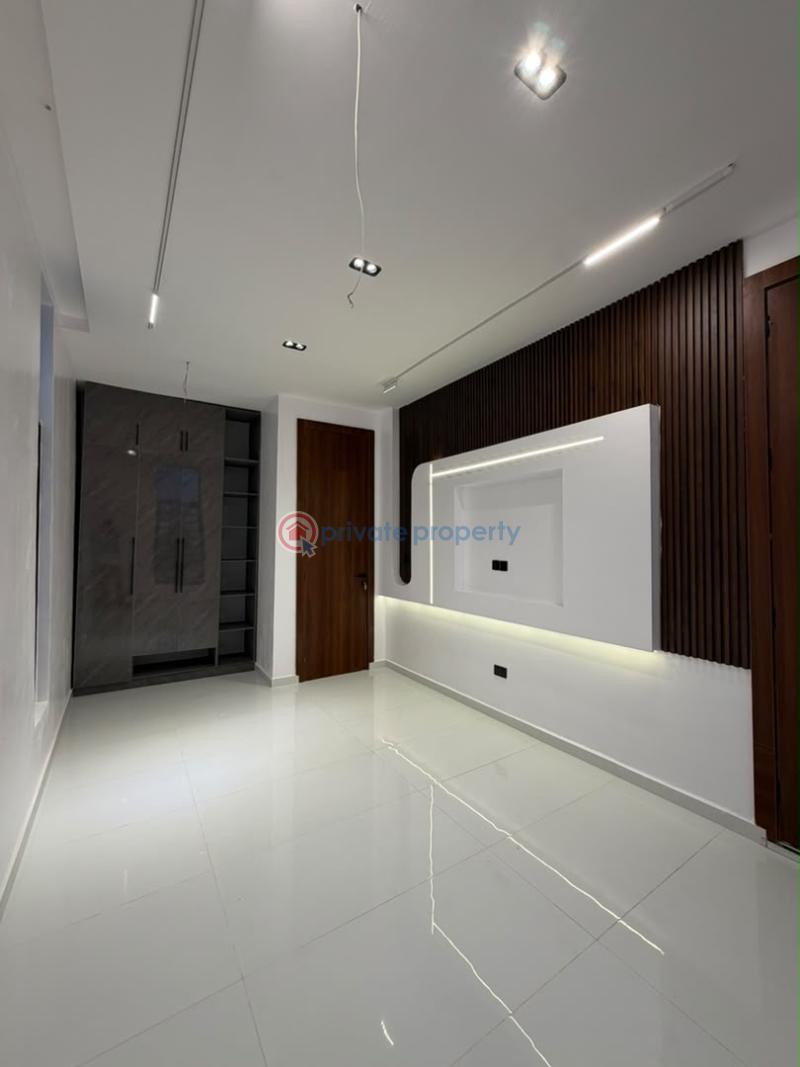 5 bedroom Detached Duplex For Sale Victoria Garden City Lekki Lagos - 3
