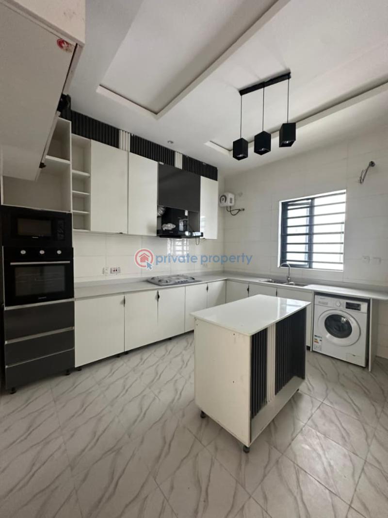 5 bedroom Detached Duplex For Sale Estate Victoria Garden City Lekki Lagos - 6