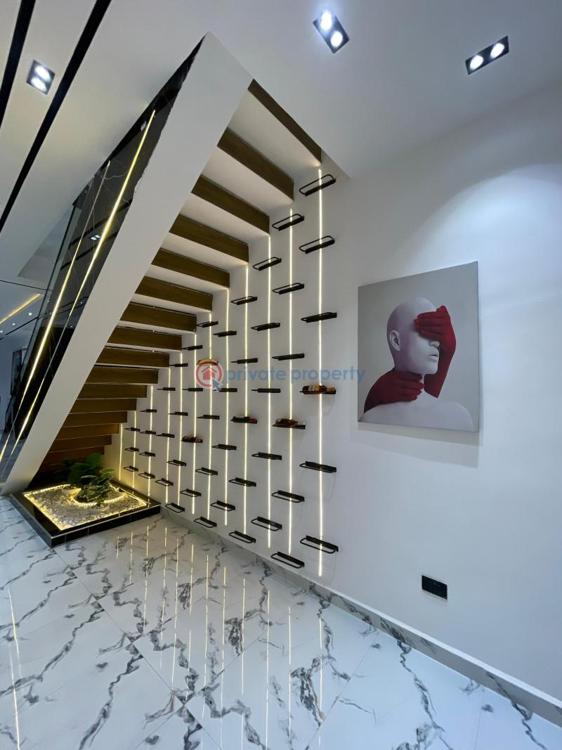 5 bedroom Detached Duplex For Sale Chevron Drive Lekki Lagos - 3