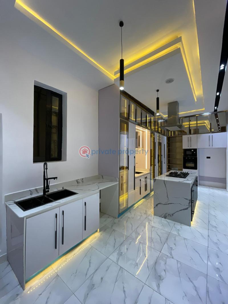 5 bedroom Detached Duplex For Sale Chevron Drive Lekki Lagos - 4