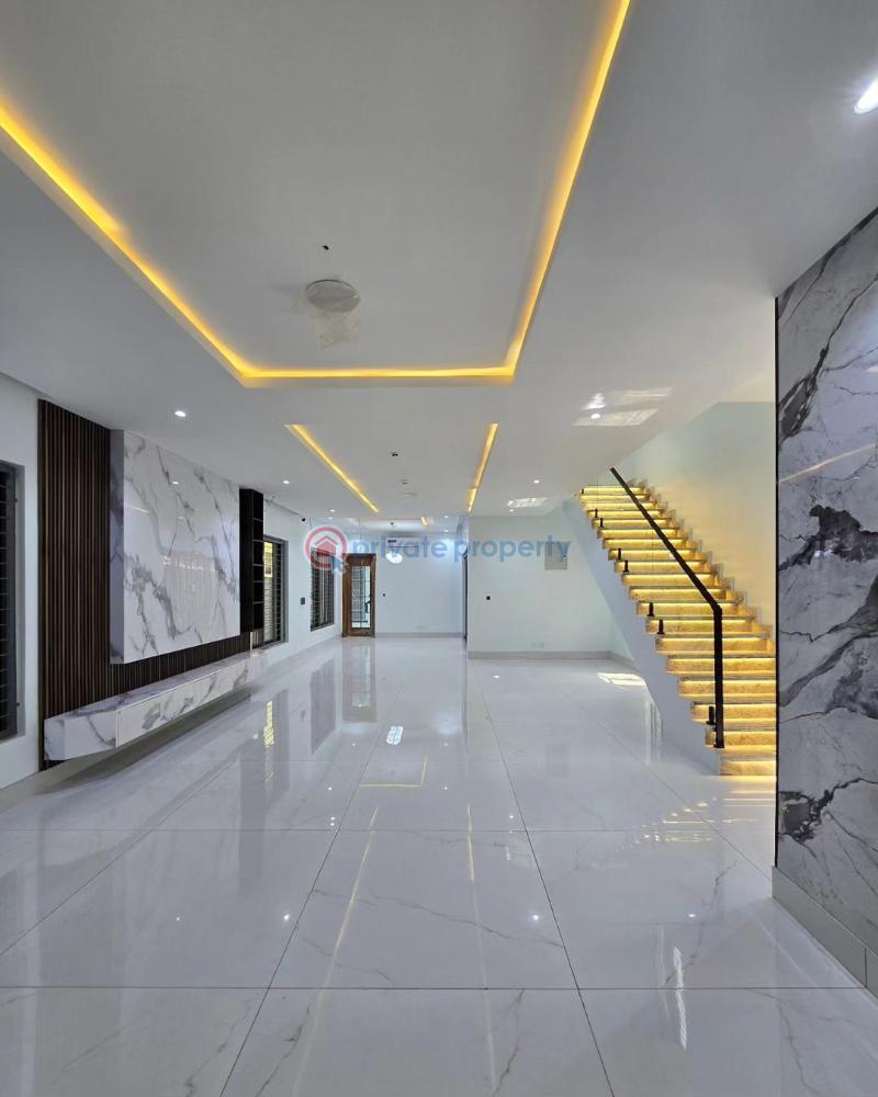 5 bedroom Detached Duplex For Sale Chevron Lekki Chevron Drive Lekki Lagos - 3