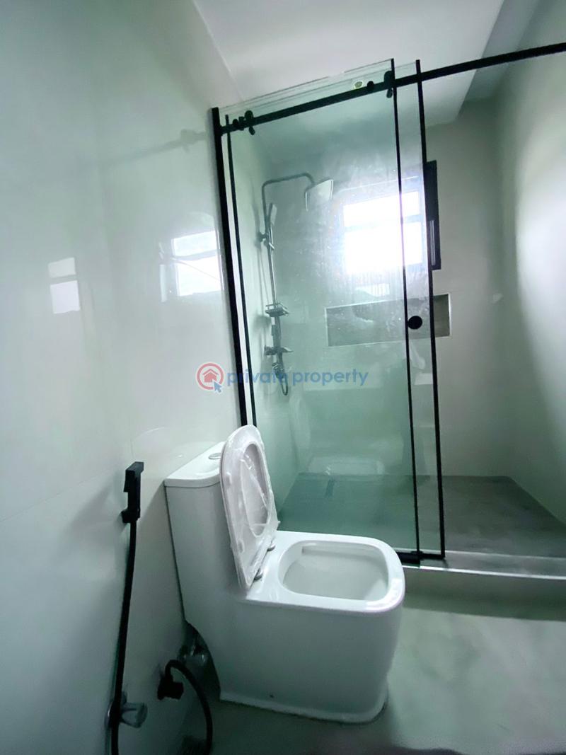 Exquisite 5 bedroom fully detached duplex with bq pool - 3 5 bedroom Detached Duplex For Sale Royal Garden Estate Lekki Phase 2 Lagos - 3