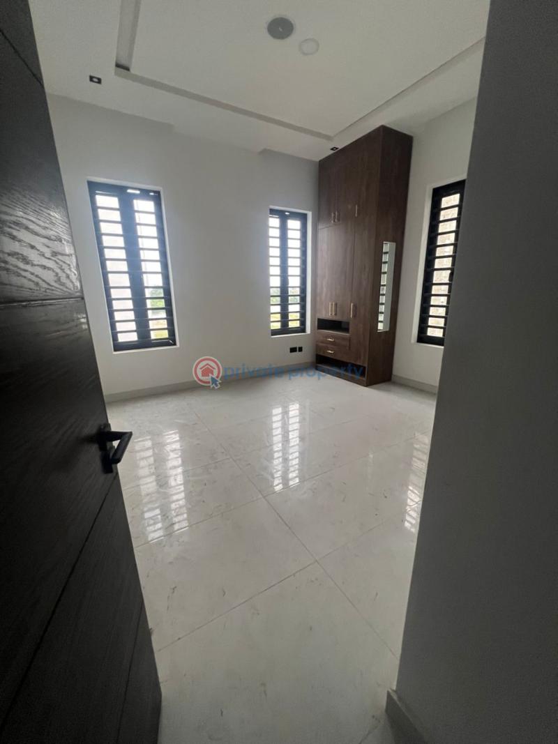 5 bedroom Detached Duplex For Sale Mega Mound Lekky County Lekki Phase 2 Lagos - 2