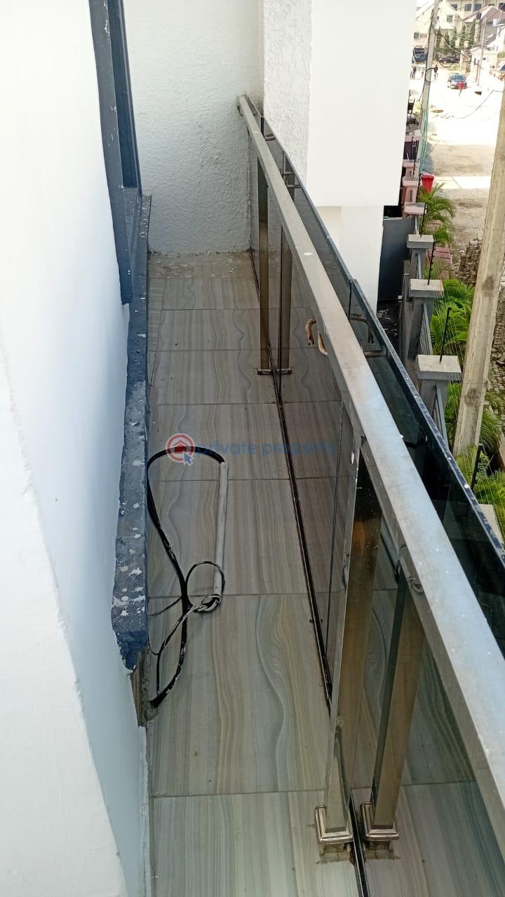 Exquisite 5 bedroom fully detached duplex with bq - 8 5 bedroom Duplex For Sale Ikota Lekki Phase 2 Lagos - 8