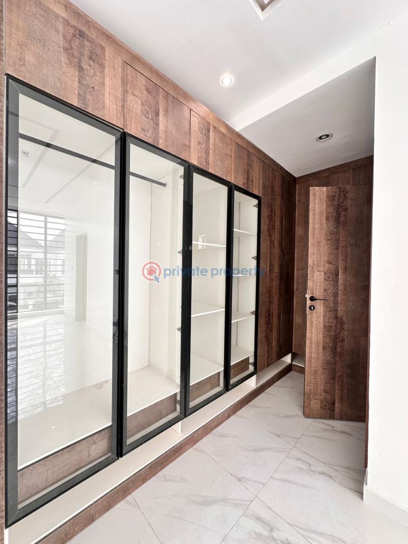 5 bedroom Detached Duplex For Sale Osapa Lekki Lagos - 5