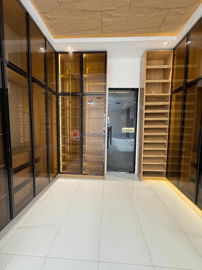 5 bedroom Detached Duplex For Sale Lekki Phase 1 Lagos - 12