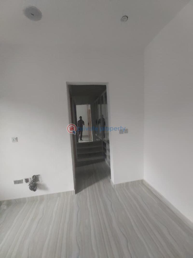 4 bedroom Terraced Duplex For Sale Chevron Lekki Phase 2 Lagos - 10