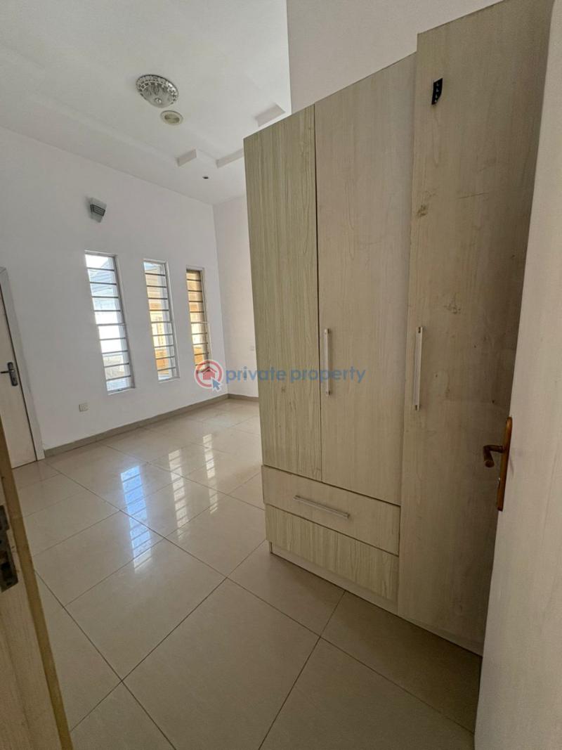 5 bedroom Terraced Duplex For Rent Oral Estate, Lekki Phase 2 Lekki Phase 2 Lagos - 2