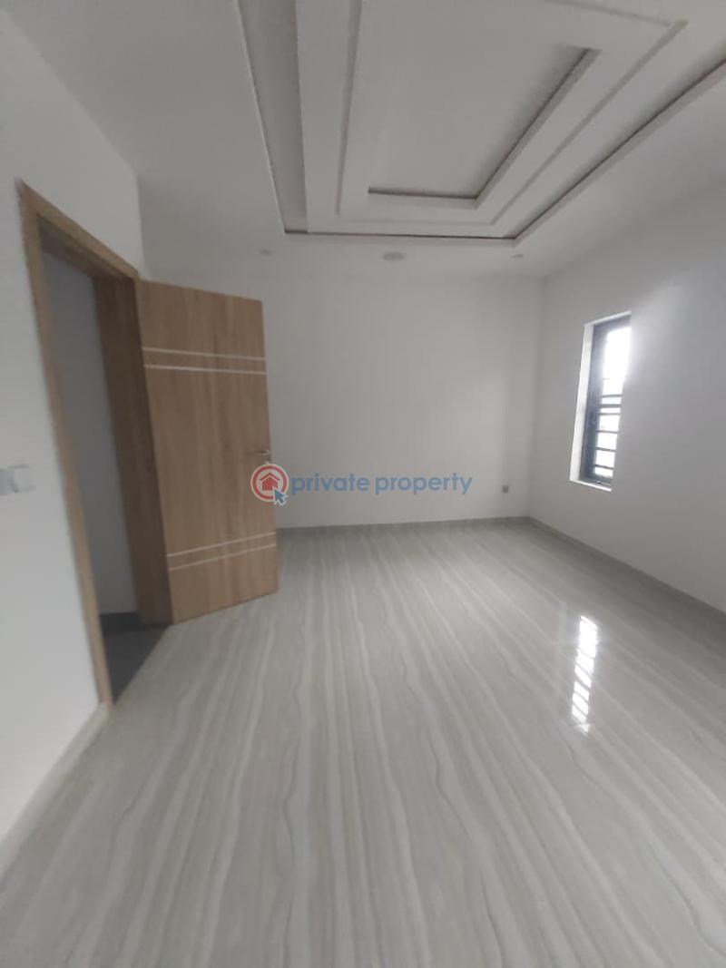 4 bedroom Terraced Duplex For Sale Chevron Lekki Phase 2 Lagos - 9