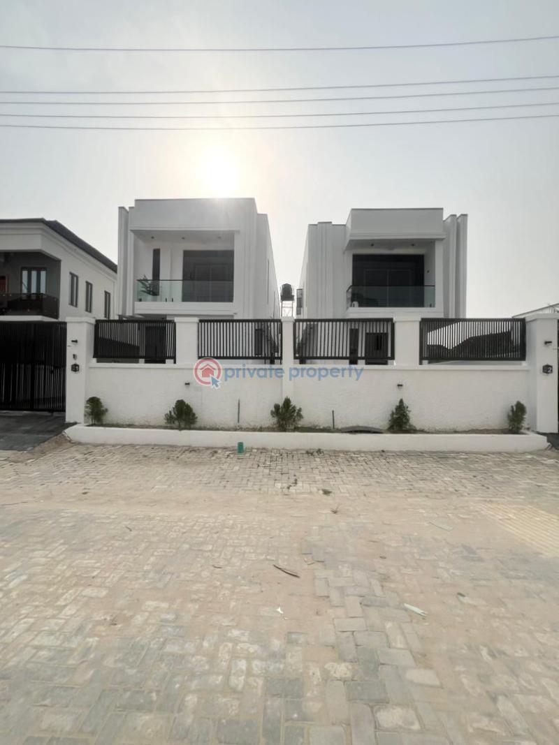 5 bedroom Detached Duplex For Sale Ikota Lekki Lagos - 3