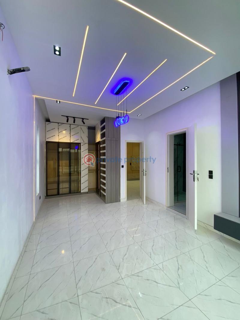 5 bedroom Detached Duplex For Sale Ikota Lekki Lagos - 3