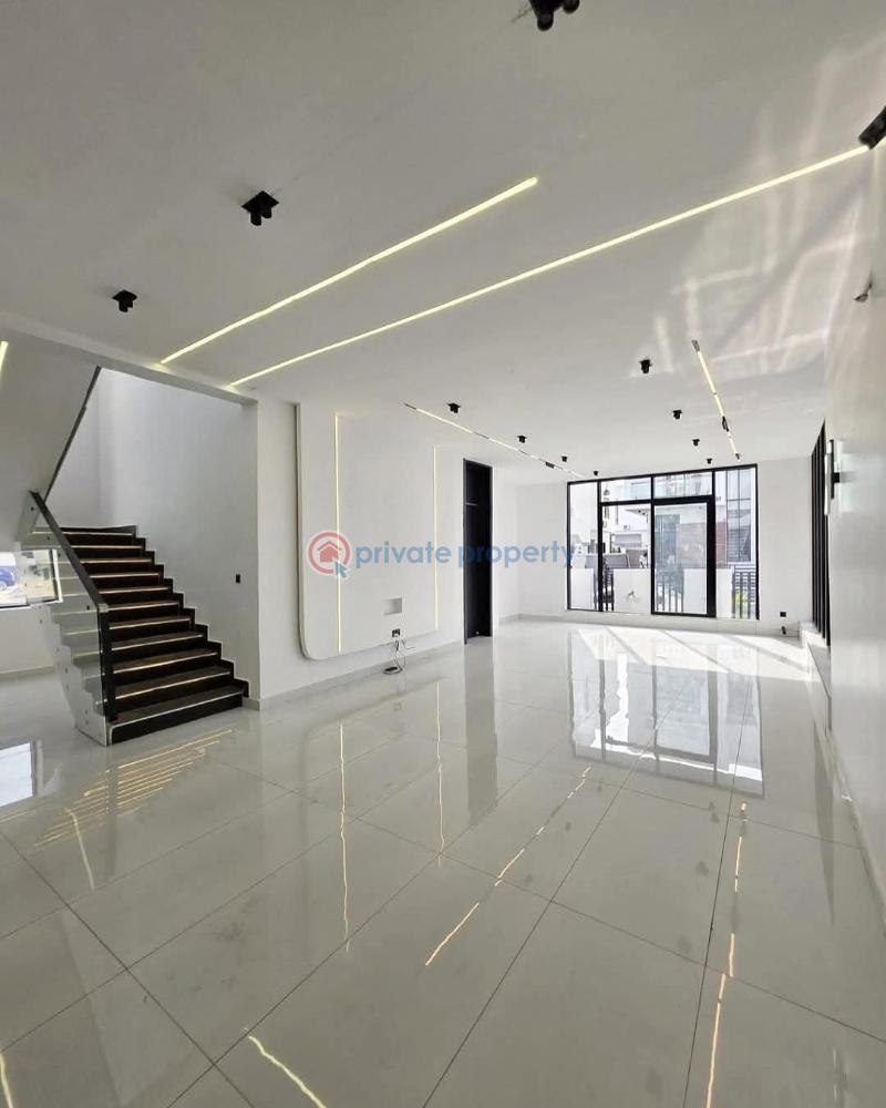 5 bedroom Duplex For Sale Chevron Drive Lekki Lagos - 1