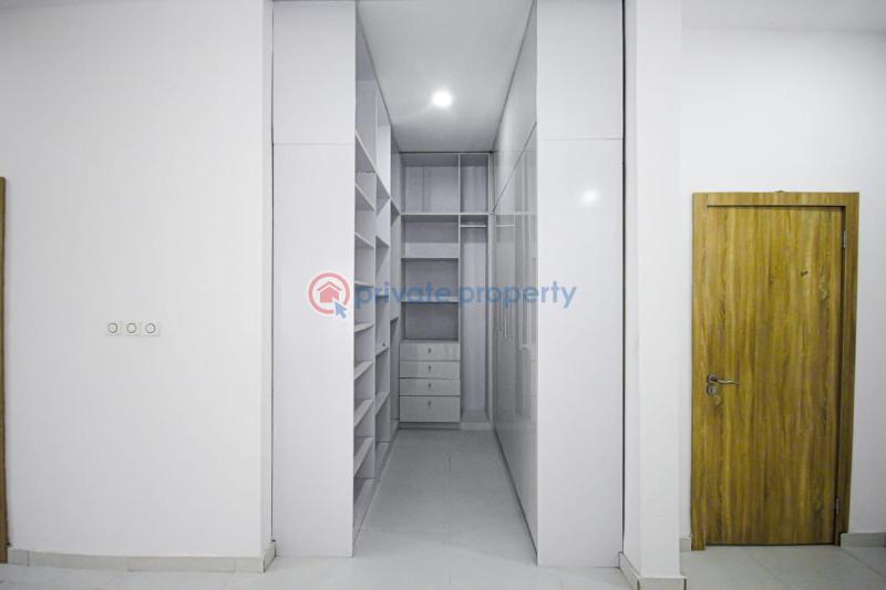 5 bedroom Detached Duplex For Sale Ikota Lekki Lagos - 3