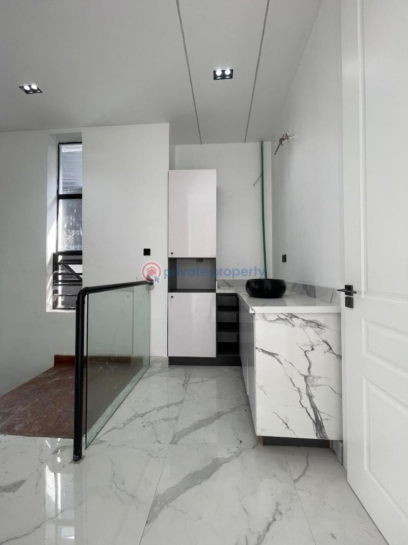 5 bedroom Duplex For Sale Freedom Way Lekki Lekki Phase 1 Lagos - 5