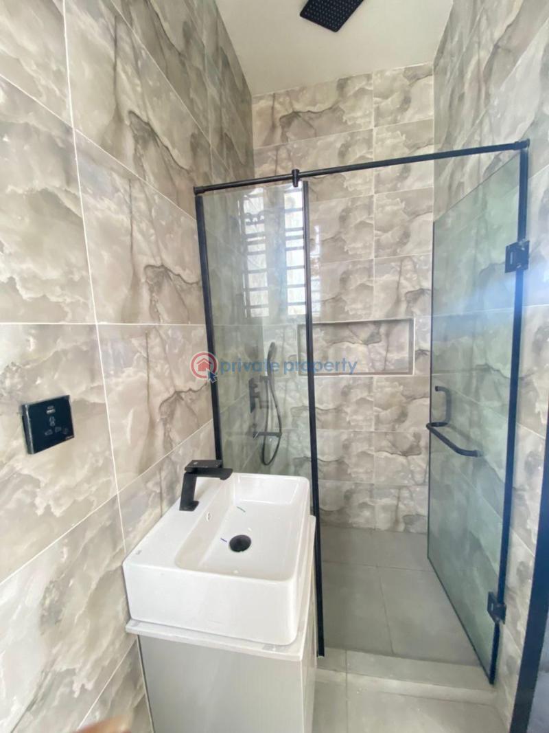 5 bedroom Detached Duplex For Sale Osapa Lekki Lagos - 5