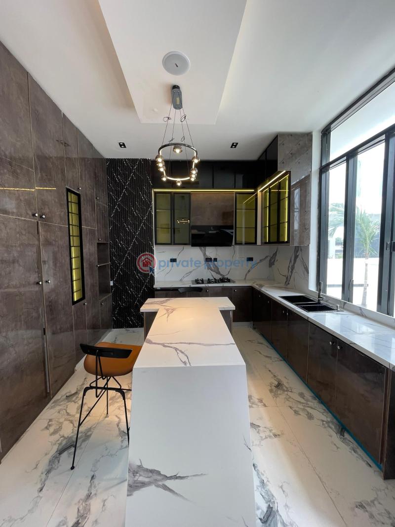 6 bedroom Detached Duplex For Sale Osapa London Lekki Lagos - 3