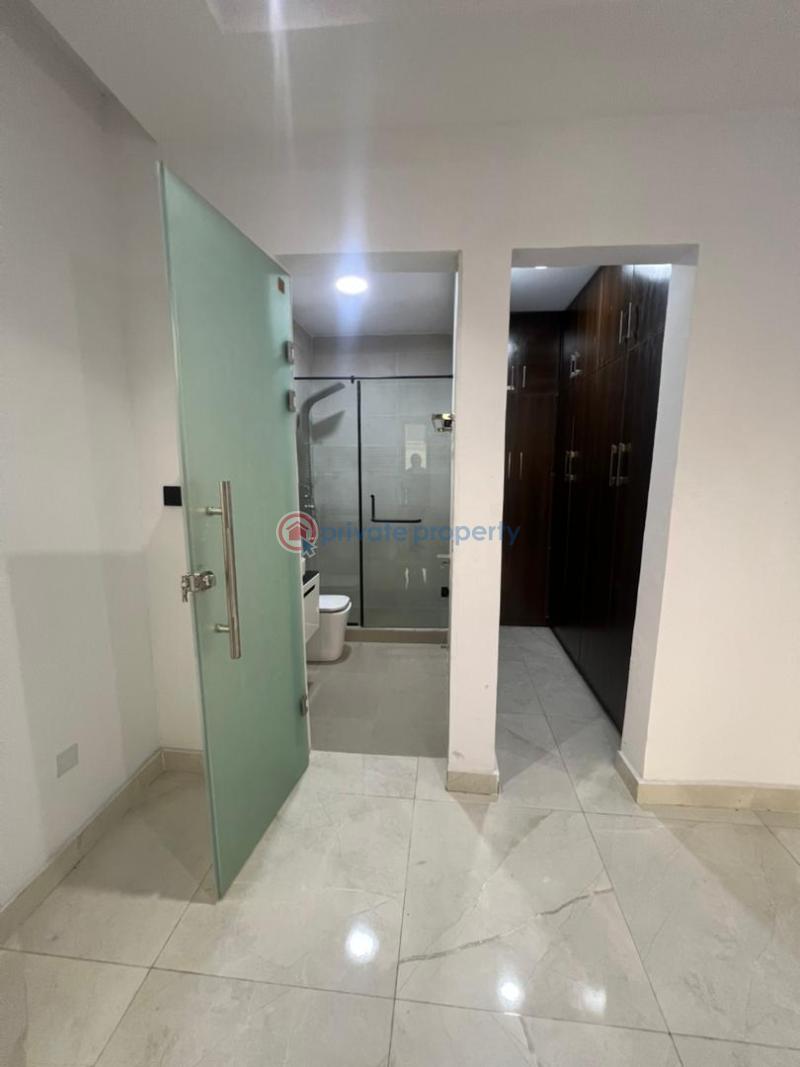 Exquisite 6 bedroom fully detached duplex with bq - 5 6 bedroom Detached Duplex For Sale Royal Garden Estate Lekki Phase 2 Lagos - 5