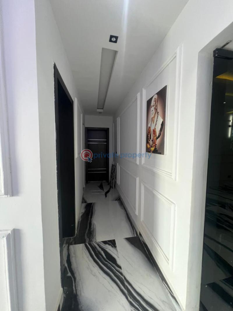 Exquisite 6 bedroom fully detached duplex with bq - 12 6 bedroom Detached Duplex For Sale Royal Garden Estate Lekki Phase 2 Lagos - 12