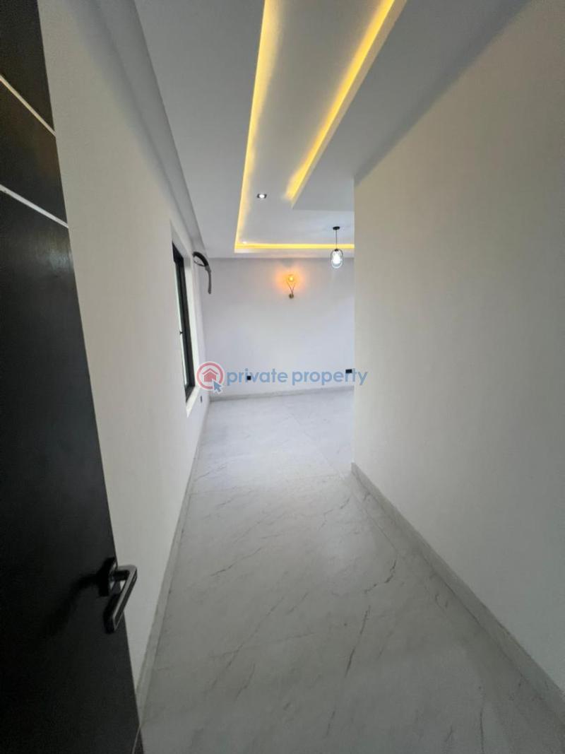 Exquisite 6 bedroom fully detached duplex with bq - 1 6 bedroom Detached Duplex For Sale Royal Garden Estate Lekki Phase 2 Lagos - 1