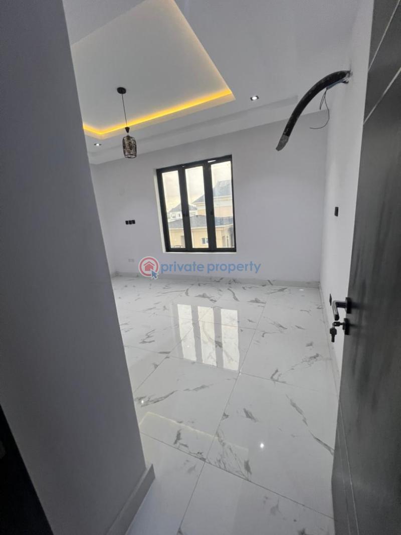 Exquisite 6 bedroom fully detached duplex with bq - 9 6 bedroom Detached Duplex For Sale Royal Garden Estate Lekki Phase 2 Lagos - 9