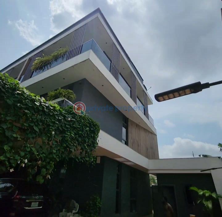 4 bedroom Detached Duplex For Sale Ikeja Gra, Lagos Ikeja GRA Lagos - 0