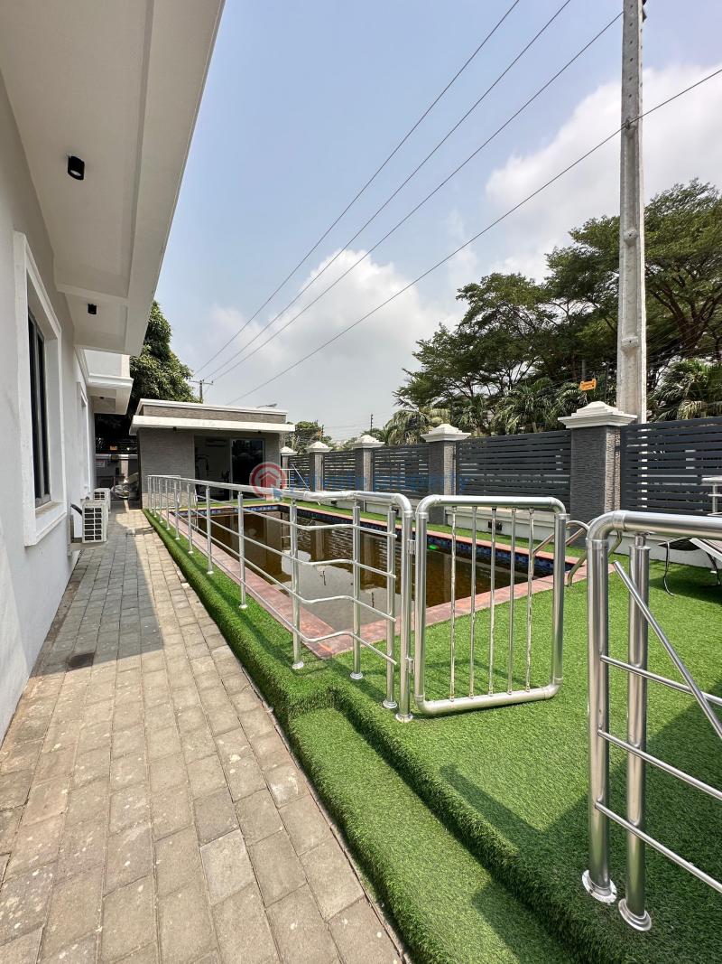 4 bedroom Terraced Duplex For Sale Victoria Island Lagos - 9