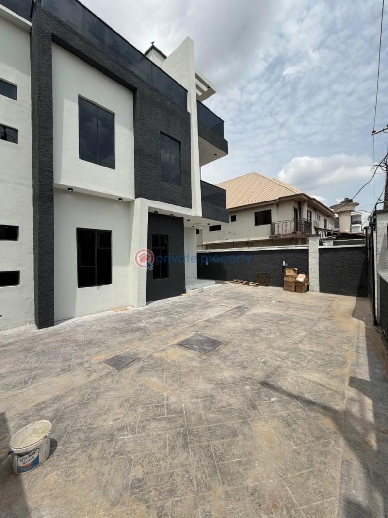 5 bedroom Detached Duplex For Sale Omole Phase 2 Ojodu Lagos - 0