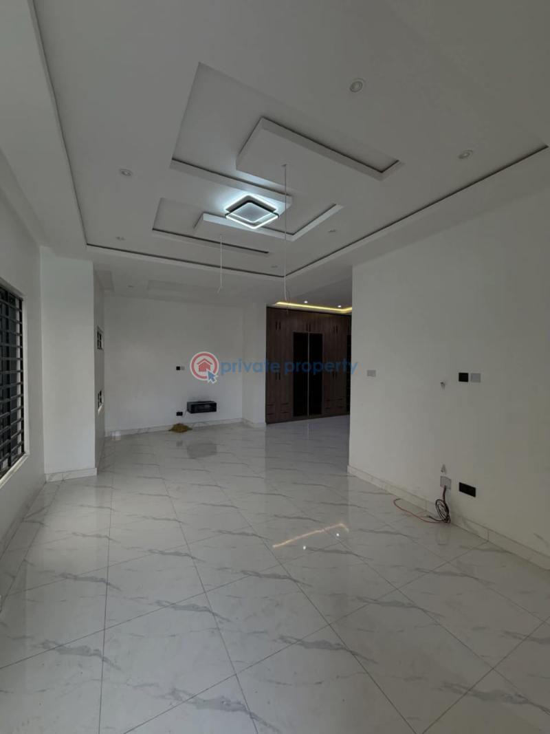 5 bedroom Detached Duplex For Sale Omole Phase 2 Ojodu Lagos - 4