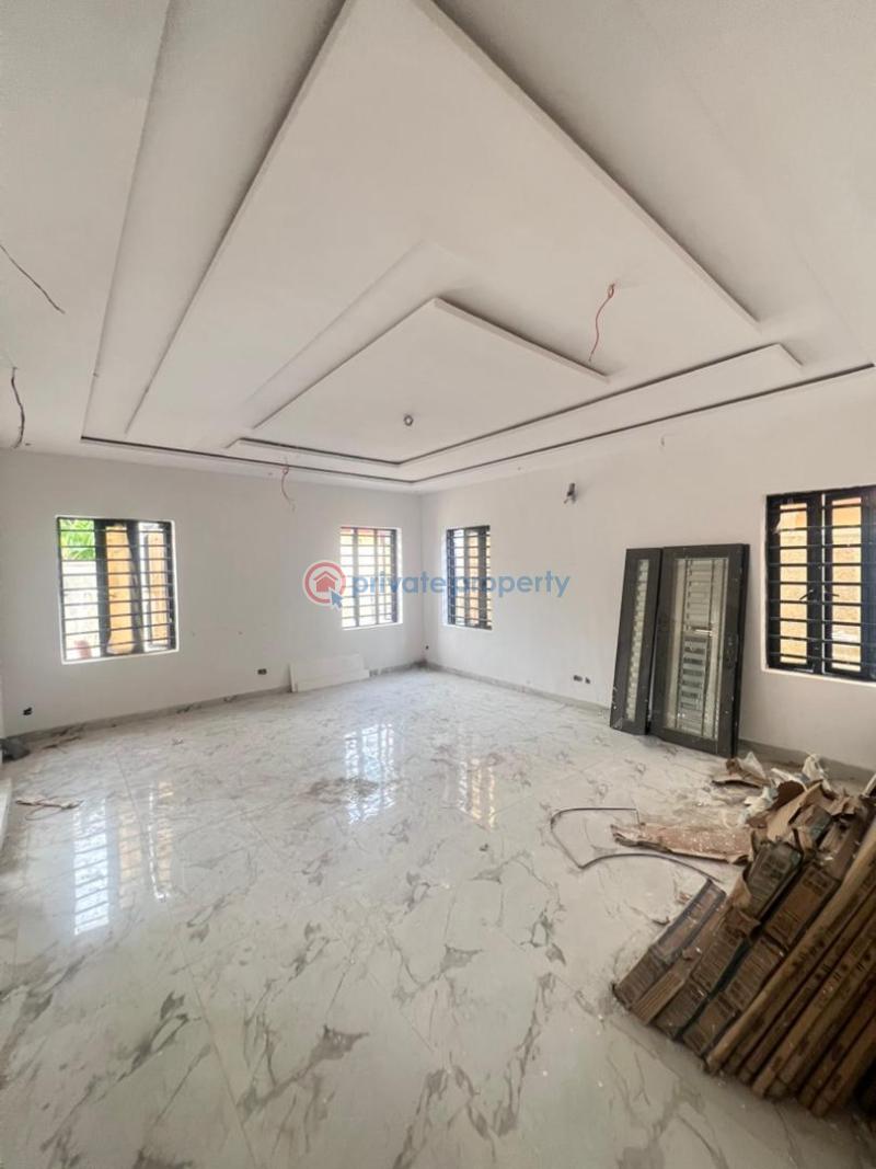 5 bedroom Detached Duplex For Sale Omole Phase 2 Ojodu Lagos - 2