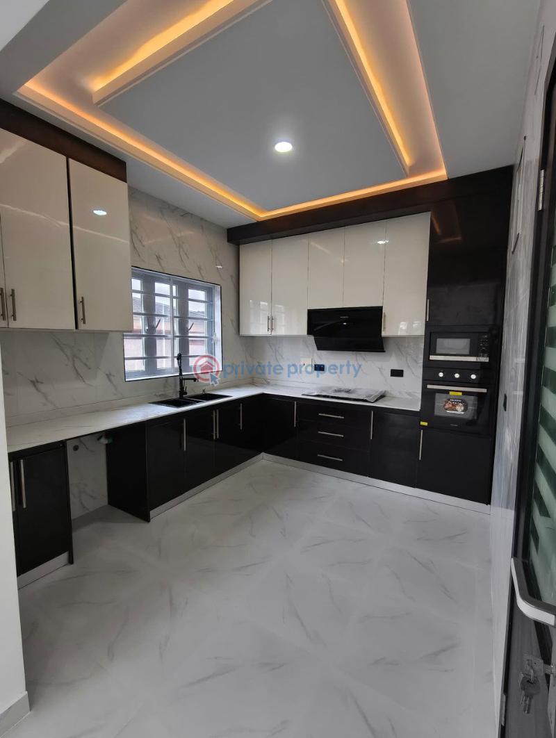 4 bedroom Semi detached Duplex For Sale Opebi Ikeja Lagos - 9